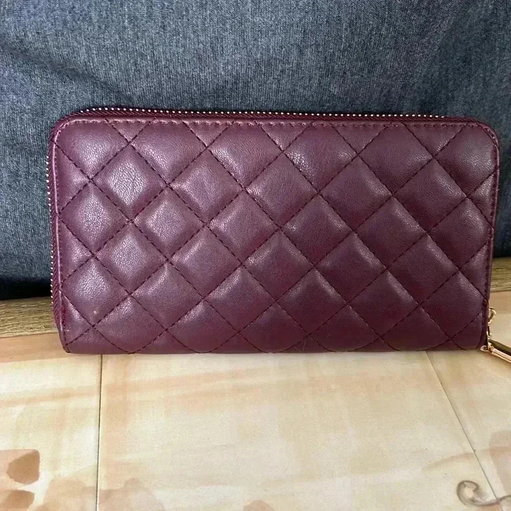 Badgley Mischka wallet - Picture 4 of 6